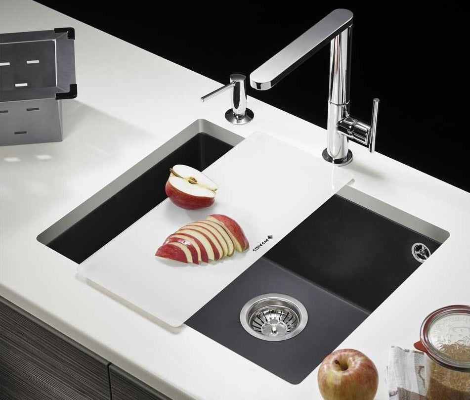 Chiuveta granit Pyramis TETRAGON 55x40cm in actiune - EpicHome.ro