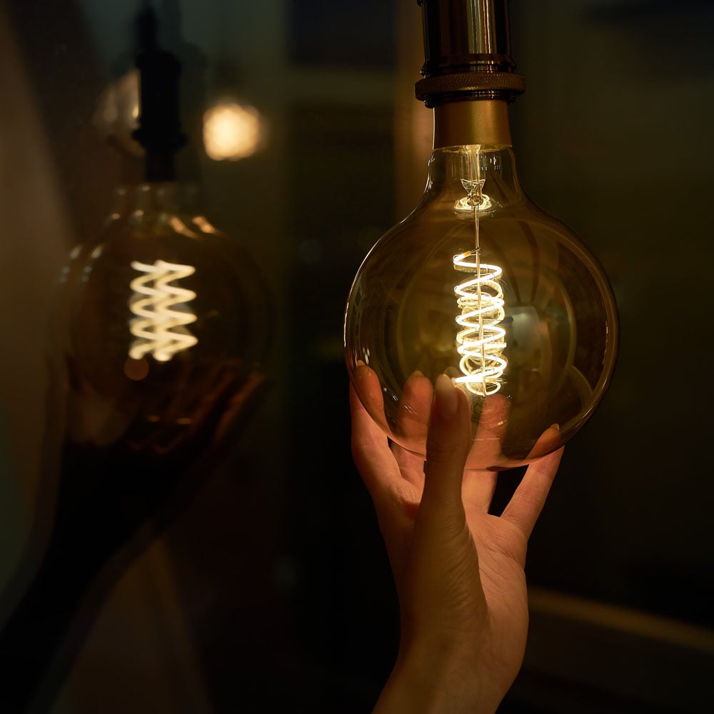 Bec inteligent Shelly Vintage G125, Dimmer, Wi-Fi, E27, 4W, 260 LM, control aplicatie, compatibil Amazon Alexa si Google Assistant - EpicHome