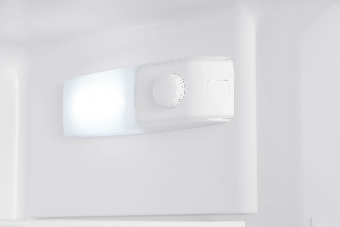 Frigider cu doua usi Pyramis FSR 165 White, sistem racire Static, clasa F, capacitate totala 248 litri - EpicHome.ro