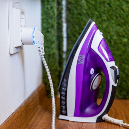 Priza smart Shelly Plus Plug S, Wi-Fi, cu monitorizare consum - EpicHome.ro