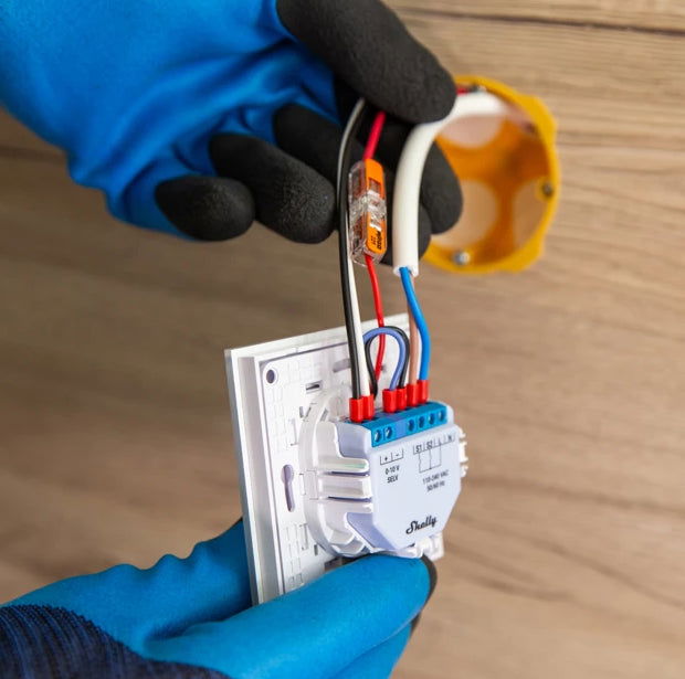 Releu smart Shelly Plus, 0-10V Dimmer, WiFi - EpicHome.ro