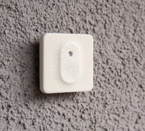 Senzor de temperatura si umiditate Shelly Plus H&T pentru exterior, ecran E-ink, WiFi, multiple culori - EpicHome.ro