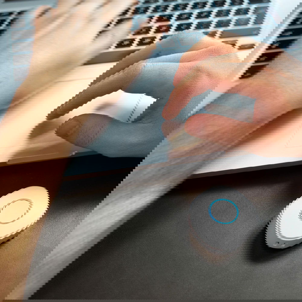 Telecomanda cu un singur buton wireless Shelly 1, in 2 culori - EpicHome.ro